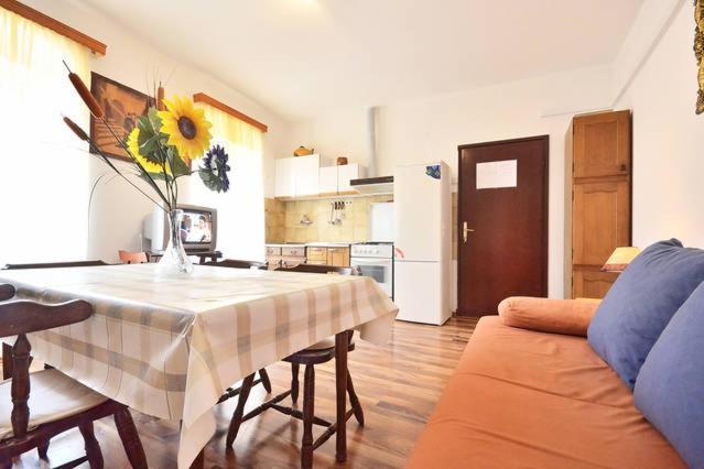 Omis Center Vila Экстерьер фото