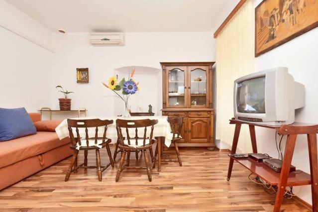 Omis Center Vila Экстерьер фото