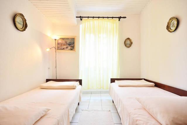 Omis Center Vila Экстерьер фото